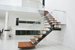 #20 Mẫu Thiết kế Cầu thang Phòng Khách theo Phong Thủy, Đẹp, Hiện Đại