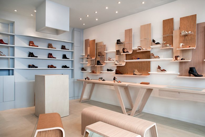 Thiết kế shop giày dép bắt mắt, tạo ấn tượng với khách hàng